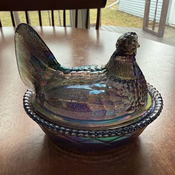 5 inch Rosso hen on nest. Titanium carnival - Picture 3 of 9